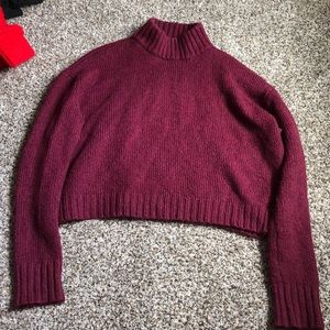 American Eagle Sweater!